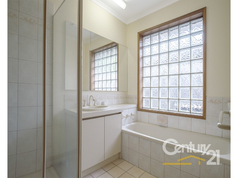 74 Avebury Drive, Berwick VIC 3806