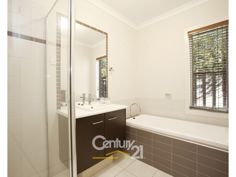 143 Viewgrand Drive, Berwick VIC 3806