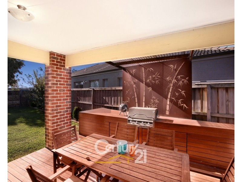 143 Viewgrand Drive, Berwick VIC 3806