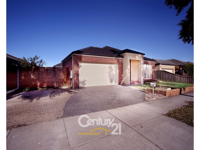 143 Viewgrand Drive, Berwick VIC 3806