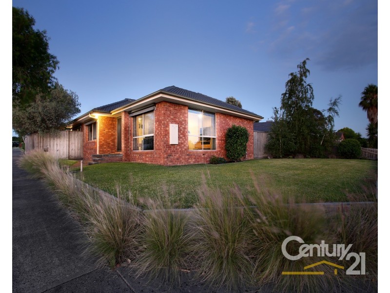30 Bosco Close, Narre Warren VIC 3805