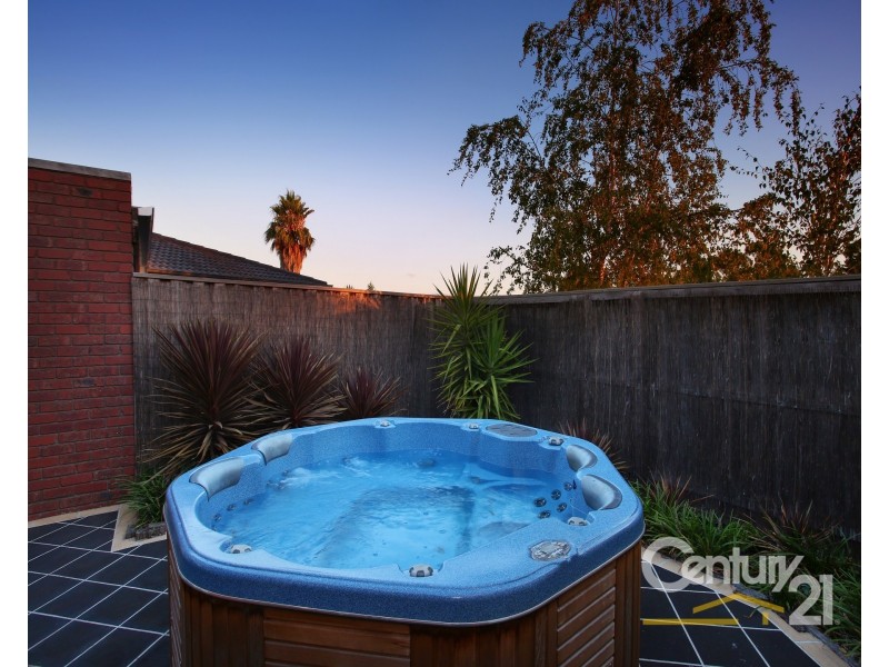 30 Bosco Close, Narre Warren VIC 3805