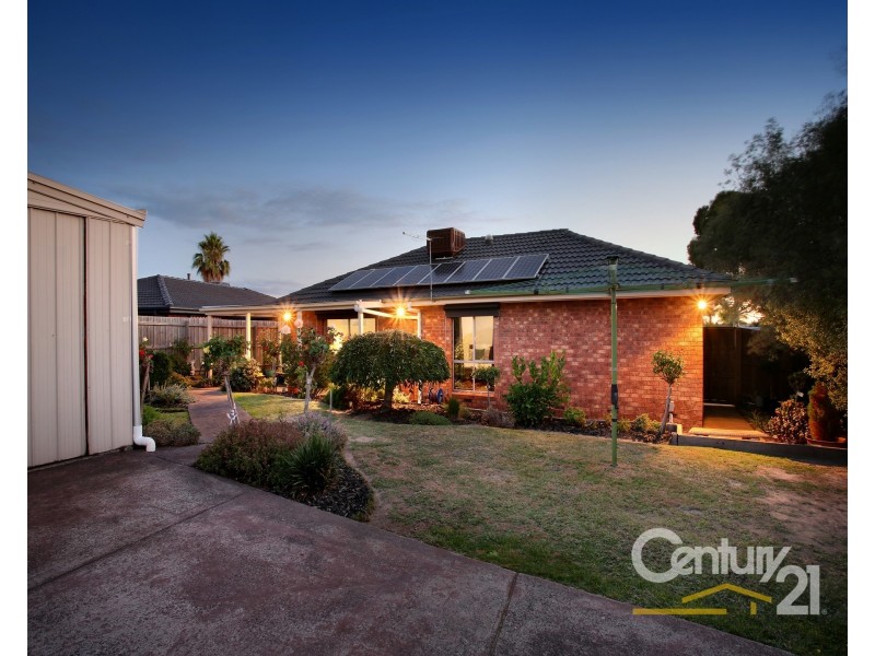 30 Bosco Close, Narre Warren VIC 3805