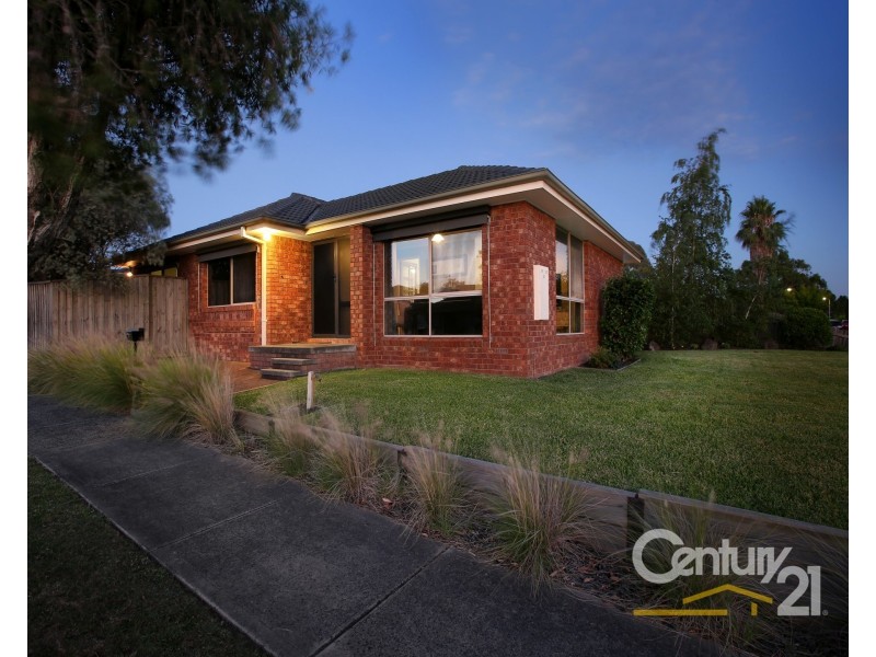 30 Bosco Close, Narre Warren VIC 3805