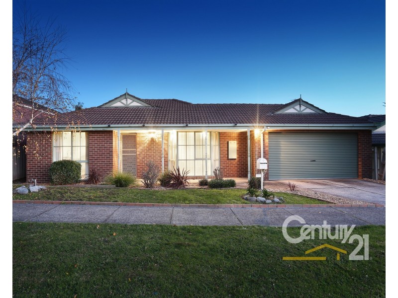 96 Avebury Drive, Berwick VIC 3806