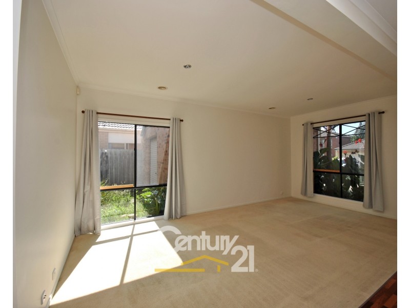 21 Clocktower Court, Berwick VIC 3806
