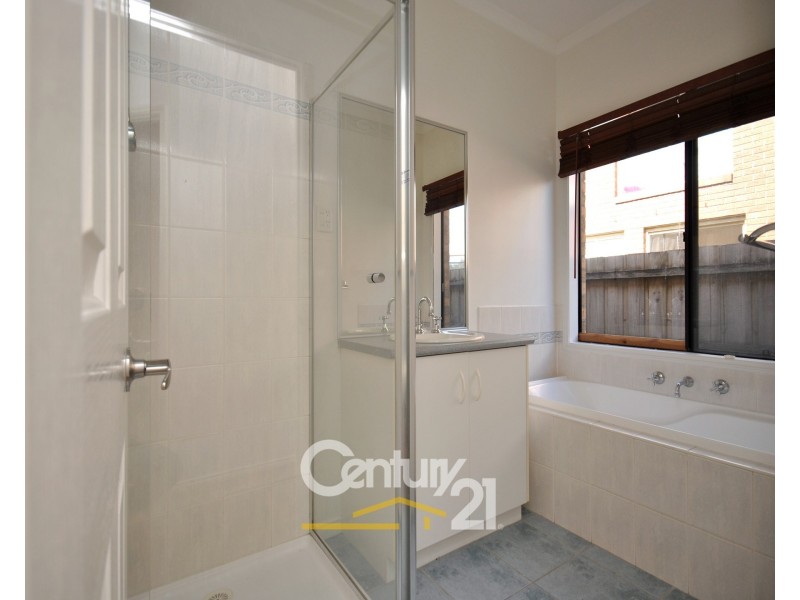 21 Clocktower Court, Berwick VIC 3806