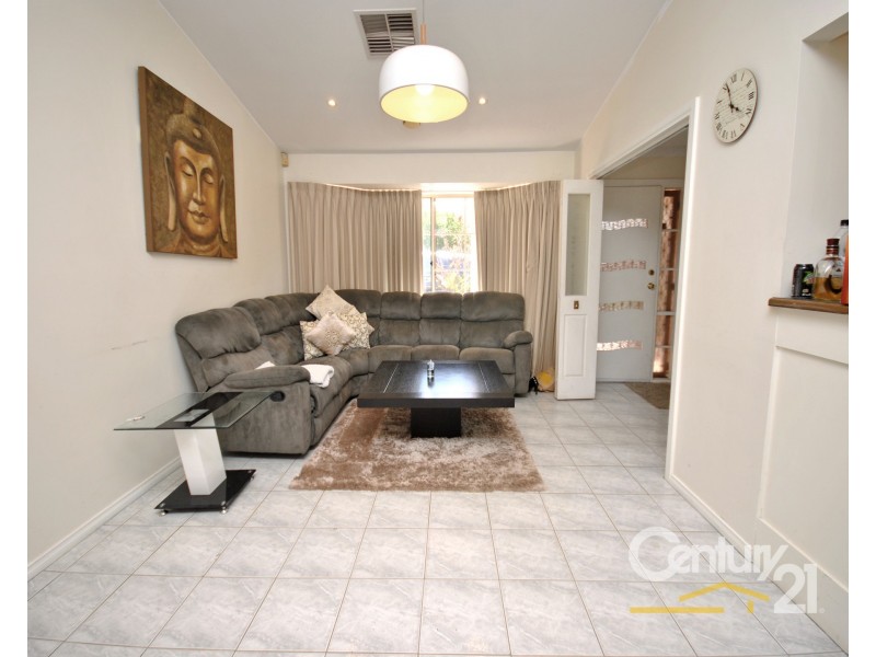 11 Clarinda Drive, Narre Warren VIC 3805