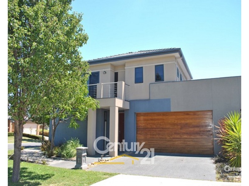 11 Greenhaven Terrace, Berwick VIC 3806