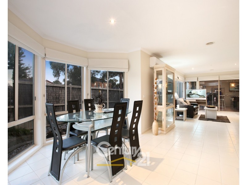9 Thornley Drive, Berwick VIC 3806