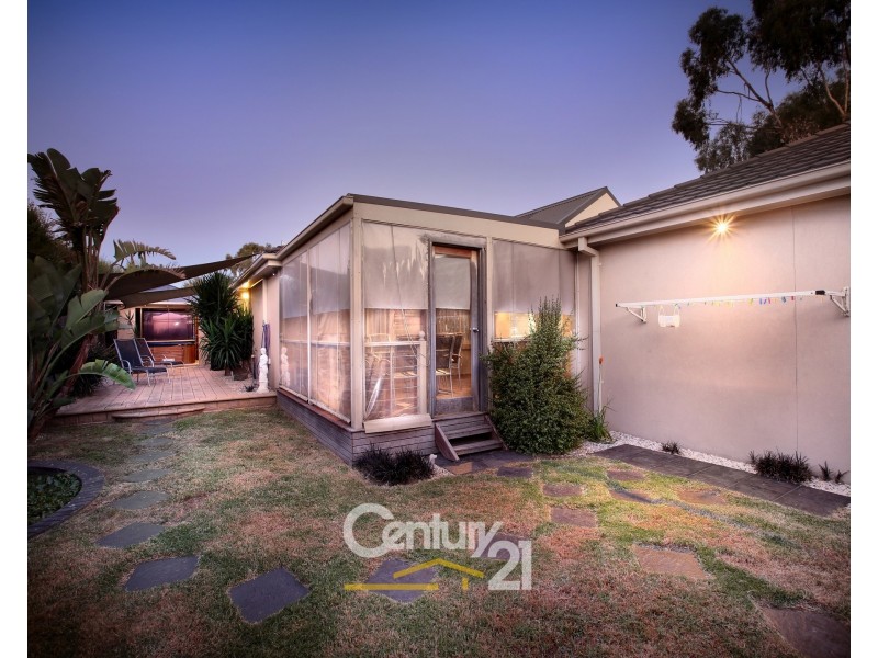 9 Thornley Drive, Berwick VIC 3806