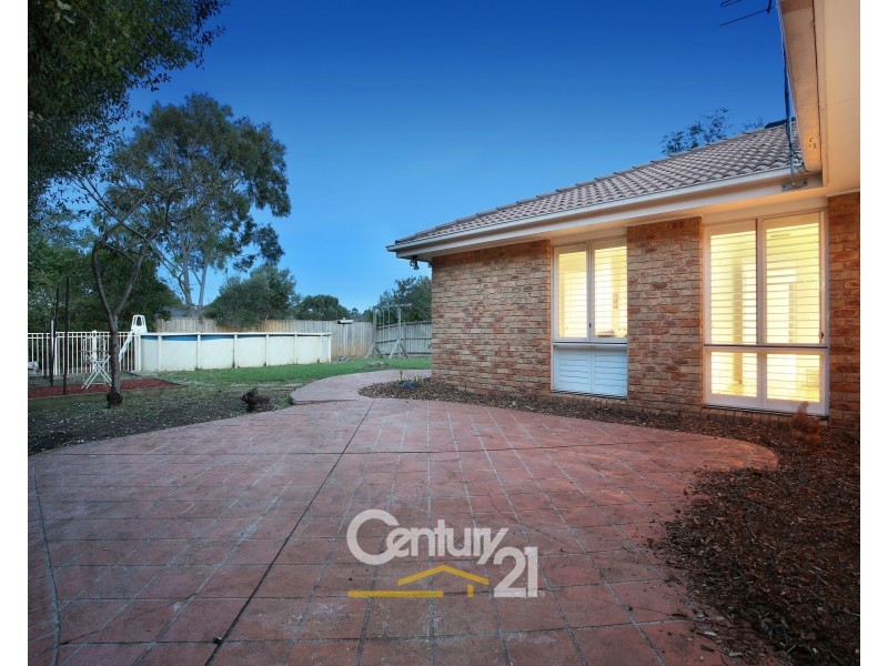 4 Goodall Court, Berwick VIC 3806