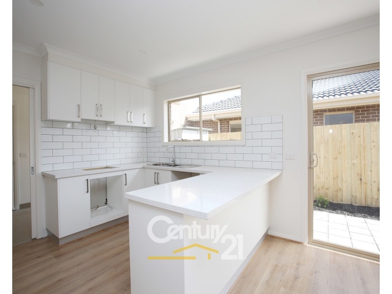 20 Sarno Court, Cranbourne VIC 3977
