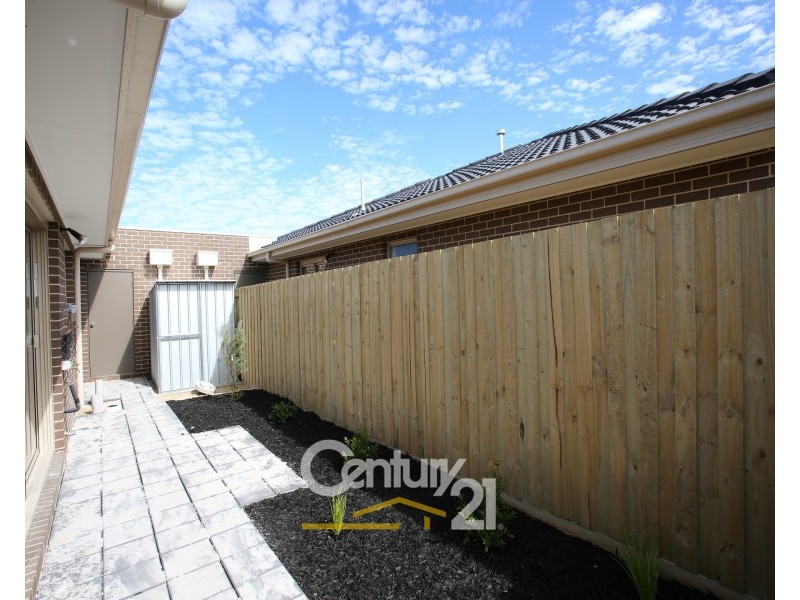 20 Sarno Court, Cranbourne VIC 3977