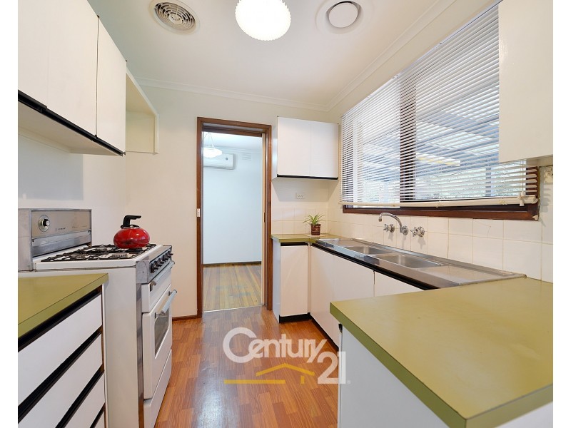 18 Floriana Avenue, Doveton VIC 3177