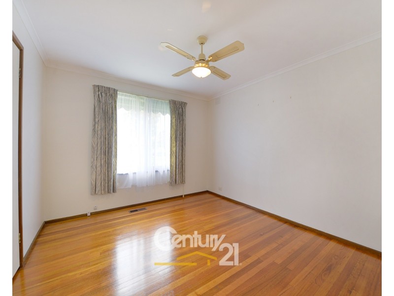 18 Floriana Avenue, Doveton VIC 3177