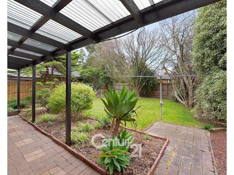 18 Floriana Avenue, Doveton VIC 3177