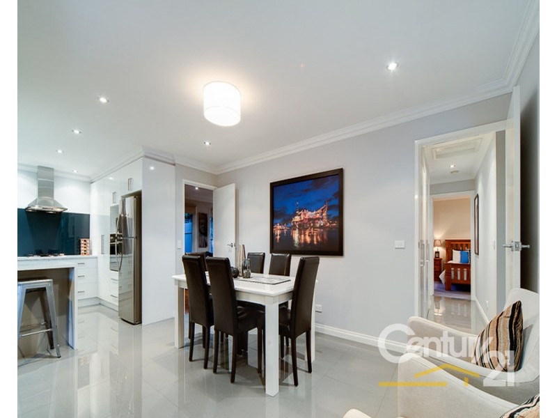 12 Sharpe Court, Berwick VIC 3806