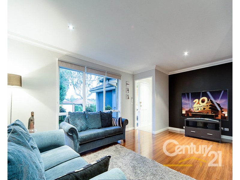 12 Sharpe Court, Berwick VIC 3806