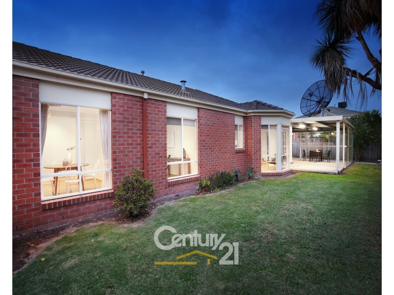 73 Ward Road, Berwick VIC 3806
