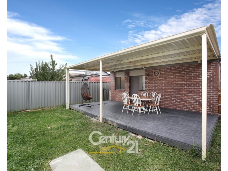 5  Tankard Drive, Cranbourne East VIC 3977