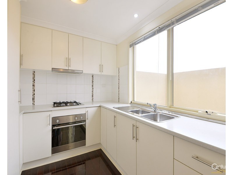 2/19 Hemmings Street, Dandenong VIC 3175