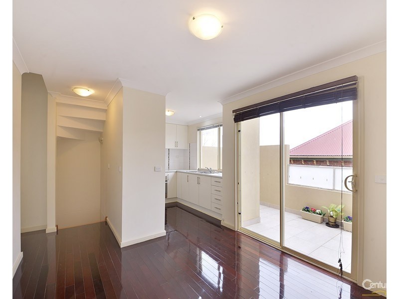 2/19 Hemmings Street, Dandenong VIC 3175