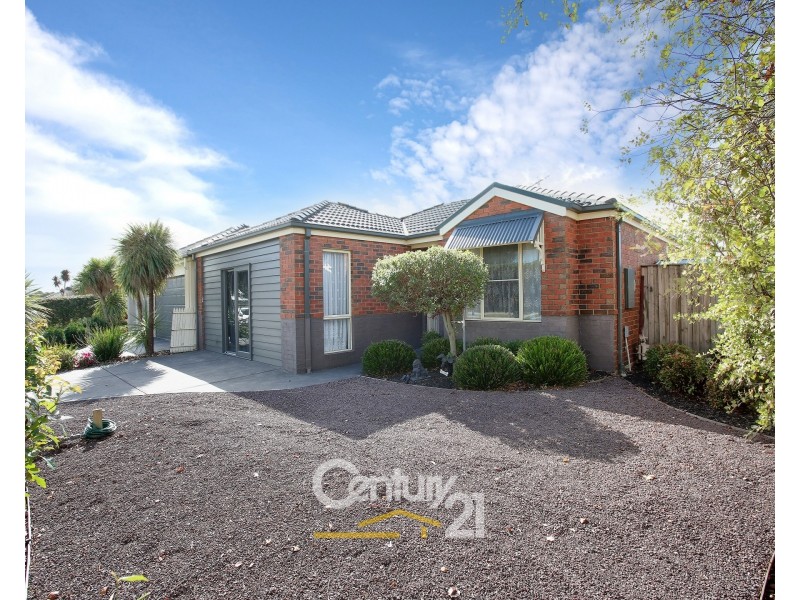 106 Ridgemont Drive, Berwick VIC 3806
