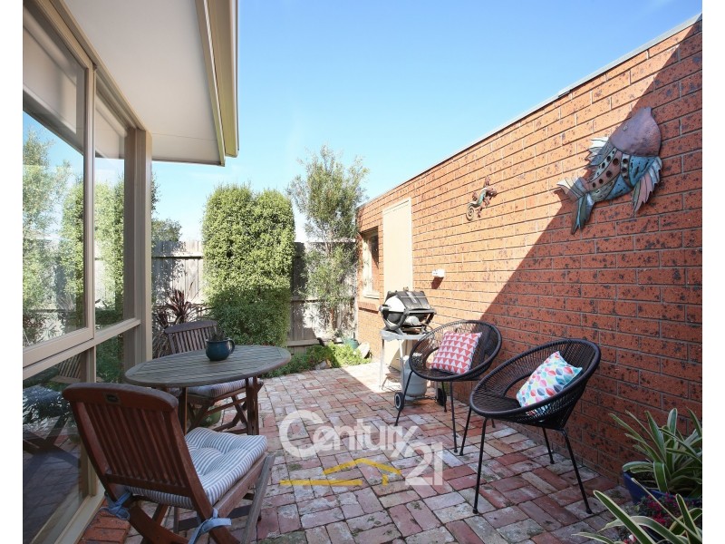 2/14 Wallowa Crescent, Narre Warren VIC 3805