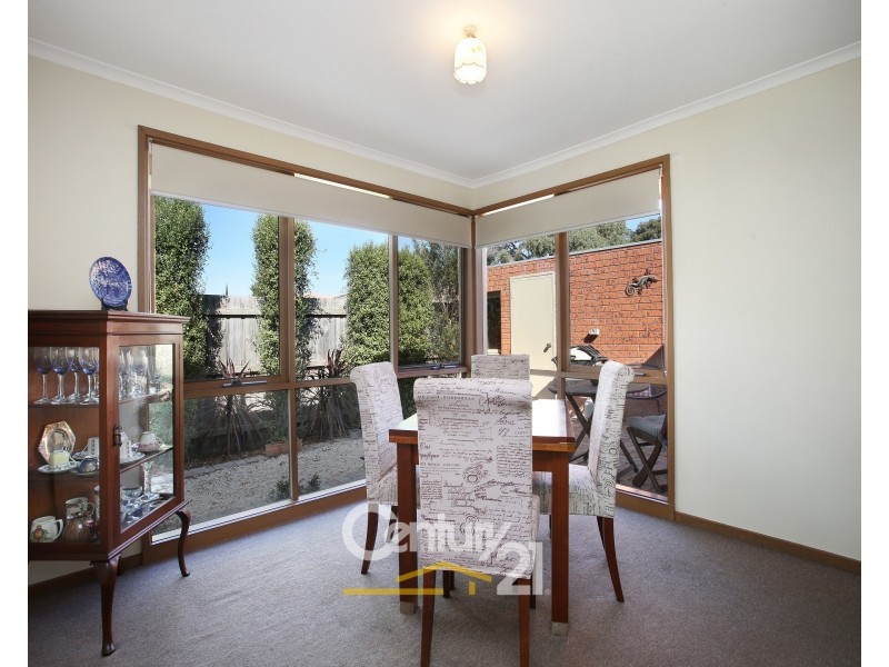 2/14 Wallowa Crescent, Narre Warren VIC 3805