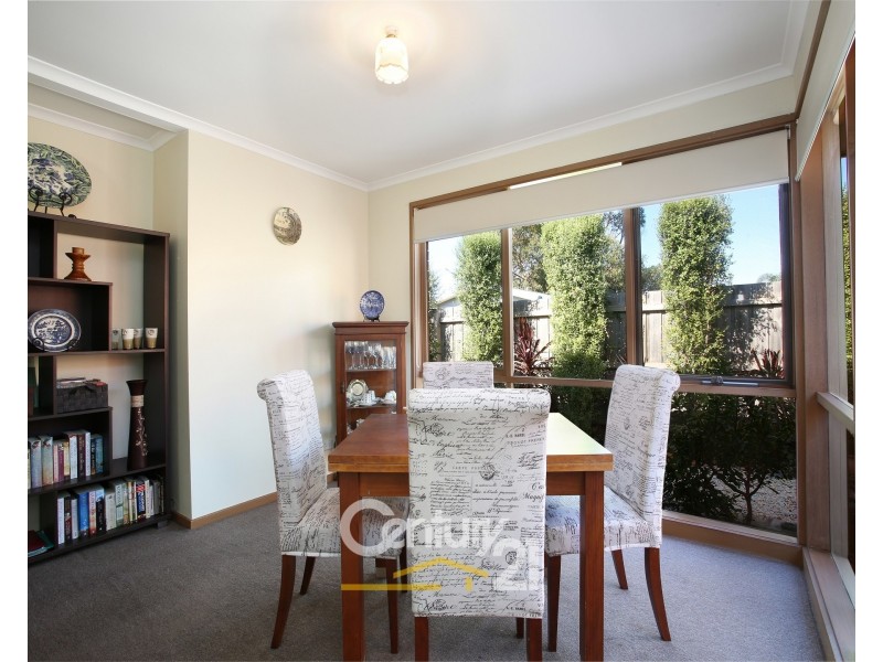 2/14 Wallowa Crescent, Narre Warren VIC 3805