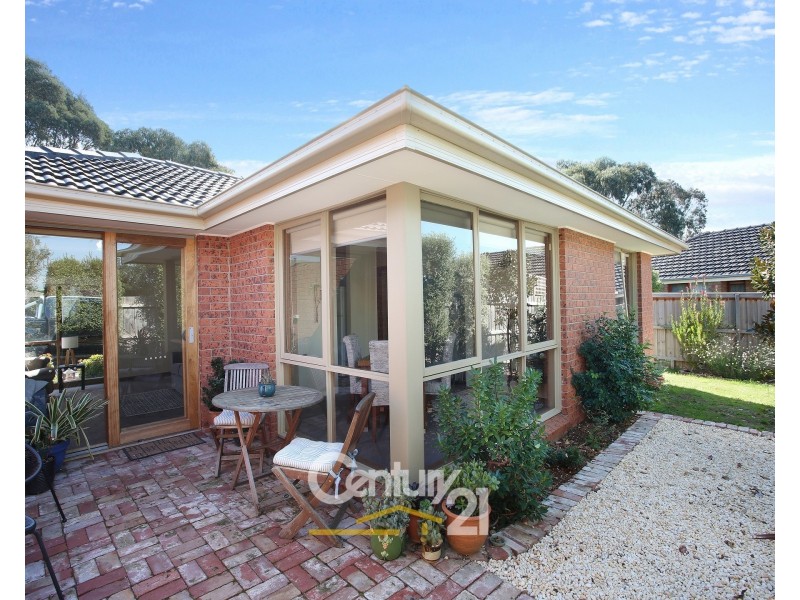 2/14 Wallowa Crescent, Narre Warren VIC 3805