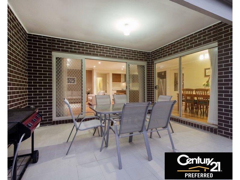 18 Stanhope Avenue, Berwick VIC 3806