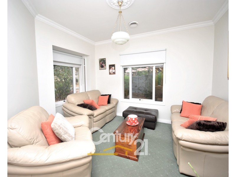 1 Koorang Place, Berwick VIC 3806