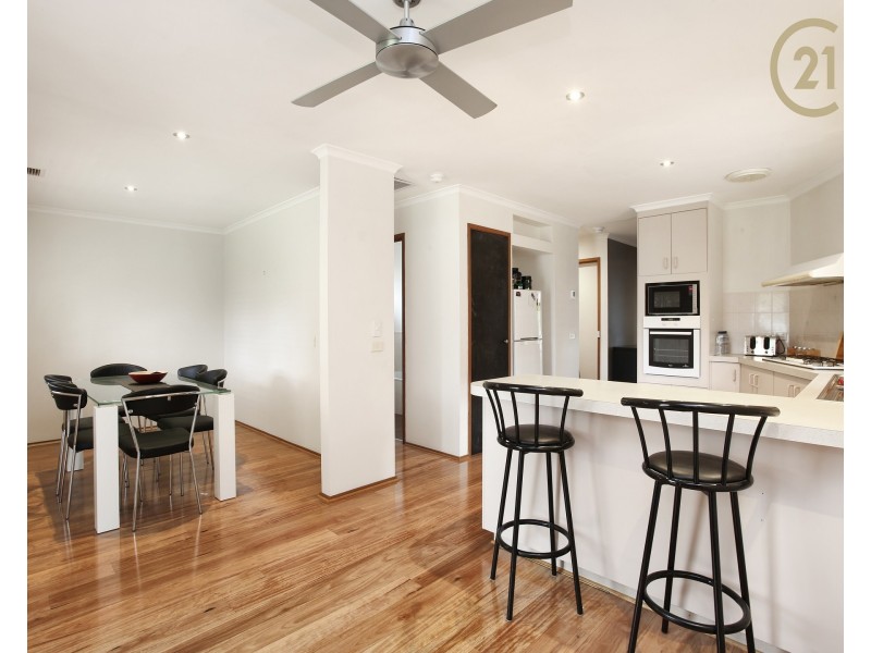 44 Amber Crescent, Narre Warren VIC 3805