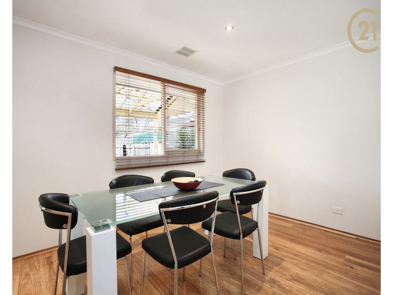 44 Amber Crescent, Narre Warren VIC 3805