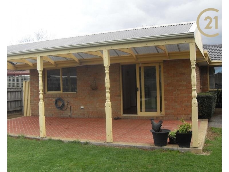 44 Amber Crescent, Narre Warren VIC 3805