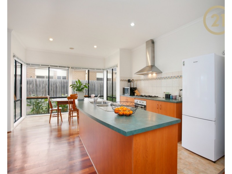 21 Clocktower Court, Berwick VIC 3806