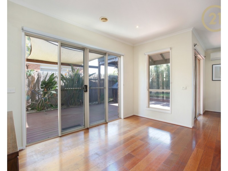 24 Stefan Drive, Berwick VIC 3806