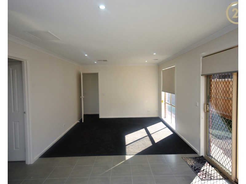 13 Arubi Avenue, Clyde North VIC 3978