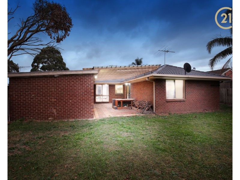 9 Harwood Court, Berwick VIC 3806
