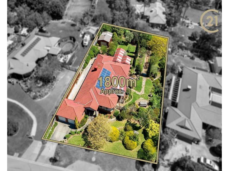 16 Hilltop Close, Narre Warren South VIC 3805