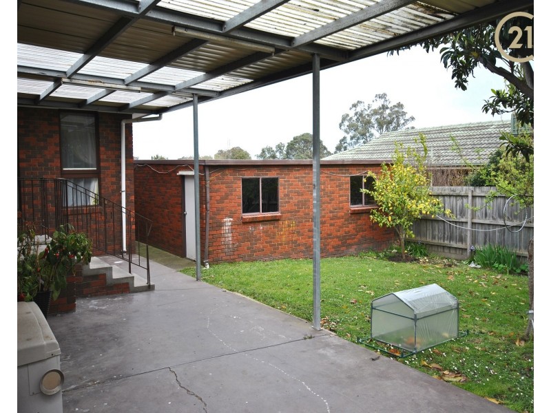 2 Terrell Close, Endeavour Hills VIC 3802