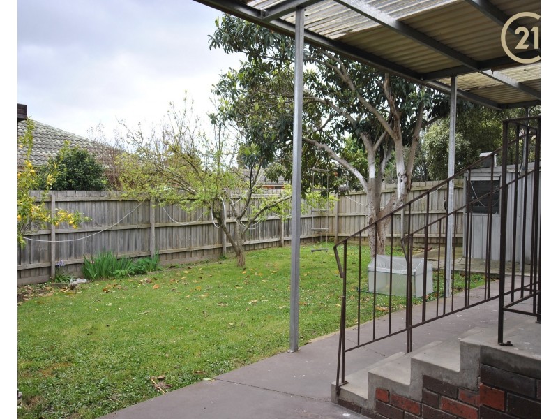 2 Terrell Close, Endeavour Hills VIC 3802