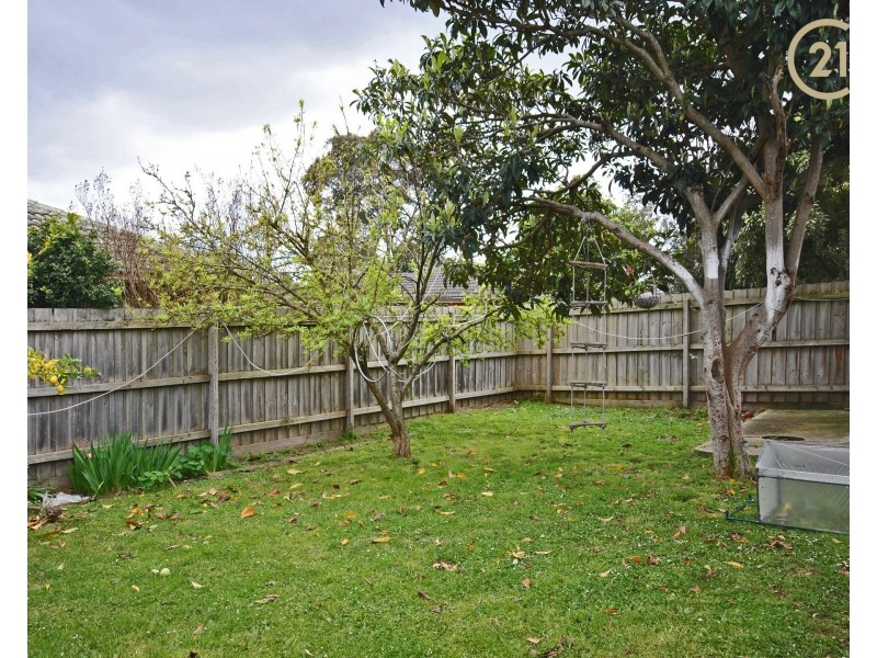 2 Terrell Close, Endeavour Hills VIC 3802