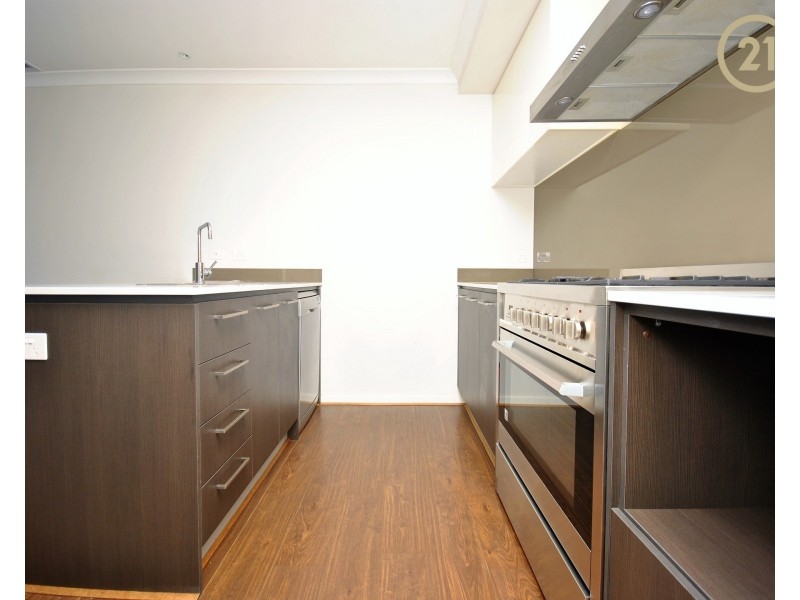 5  Fleuve Rise, Clyde North VIC 3978