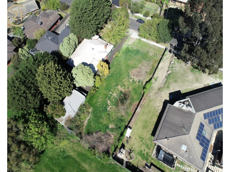 12 Rheanva Street, Berwick VIC 3806