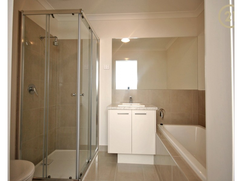 81 Heybridge Street, Clyde VIC 3978