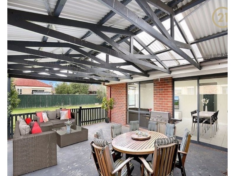 76 Harrington Drive, Narre Warren South VIC 3805