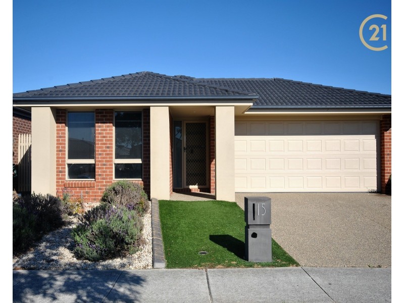 15 Goulburn Street, Cranbourne East VIC 3977
